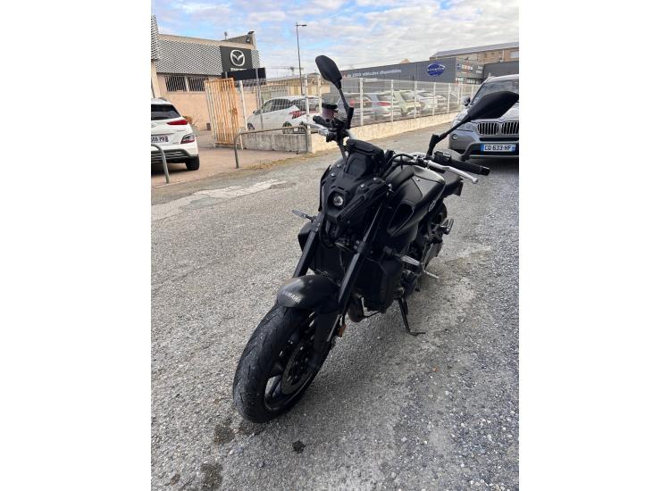 YAMAHA MT-09 / MT09 / A2