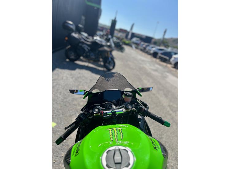 KAWASAKI ZX-6R 636