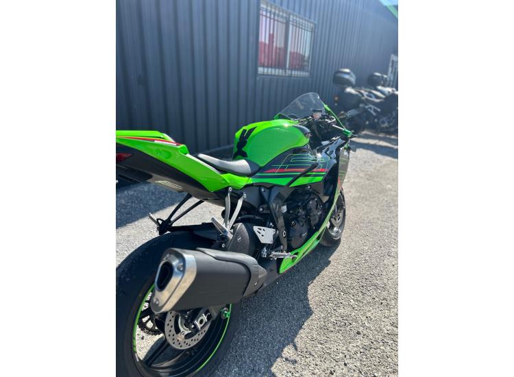 KAWASAKI ZX-6R 636