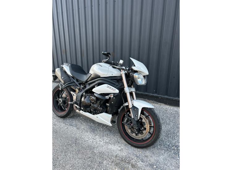 TRIUMPH SPEED TRIPLE 1050 / SPEEDTRIPLE
