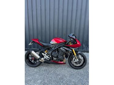 TRIUMPH SPEED TRIPLE 1200 RR