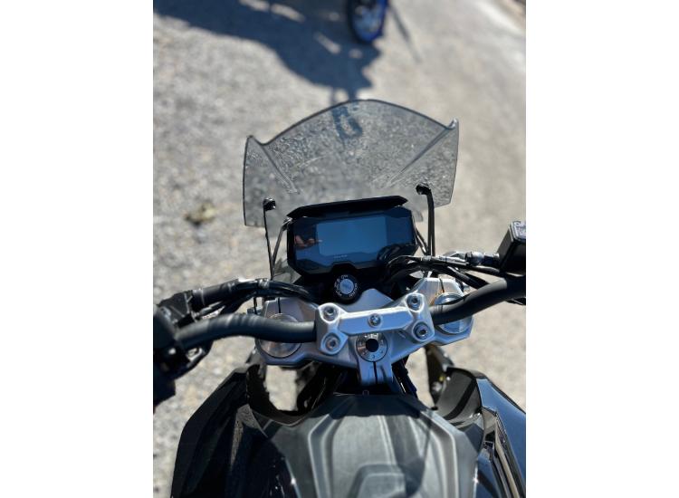 BMW G 310 R