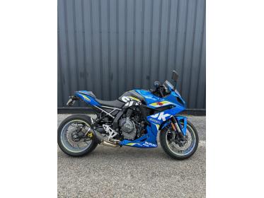 SUZUKI GSX-8R